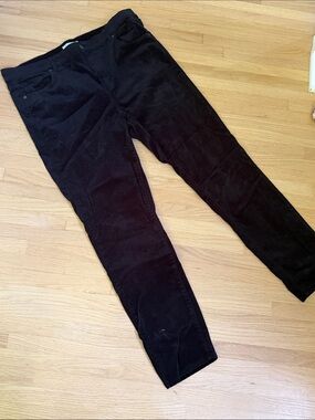 LOFT Black Skinny velvet Pants